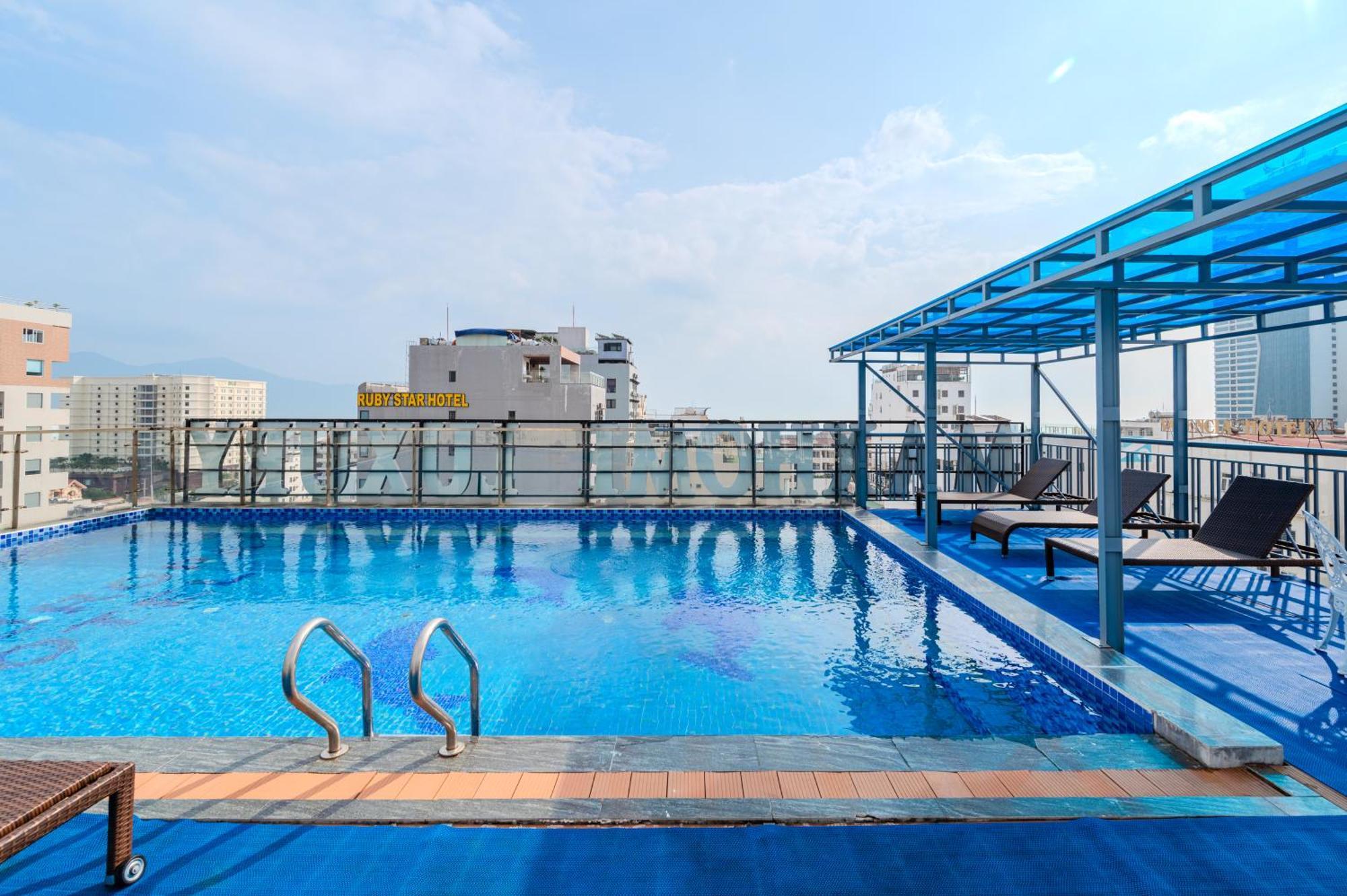 Maxhome Luxury Hotel Danang Exterior photo